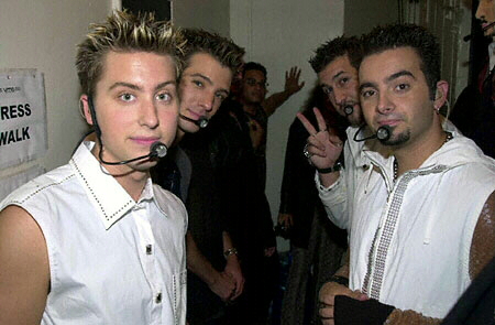 2000vma_group.jpg