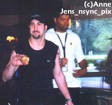 annejoeypicnic.jpg