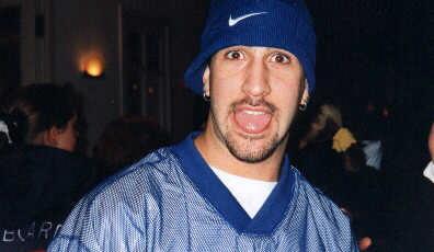 joey_lookingood.jpg